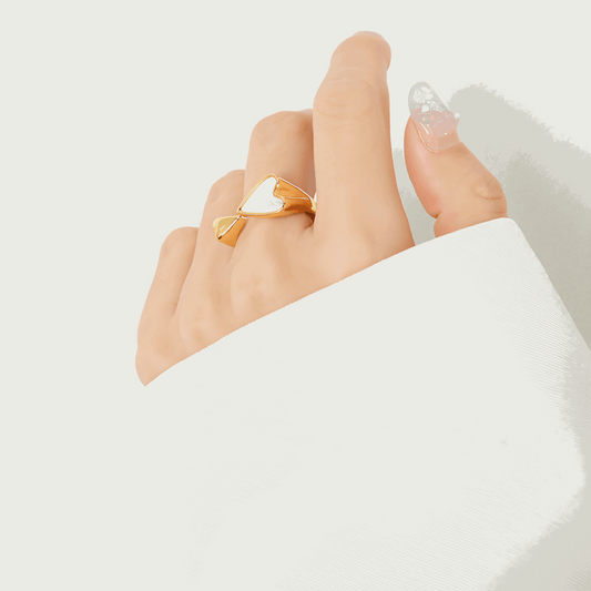 Gold_Heart_Ring_White_heart - Li’s Jewelry