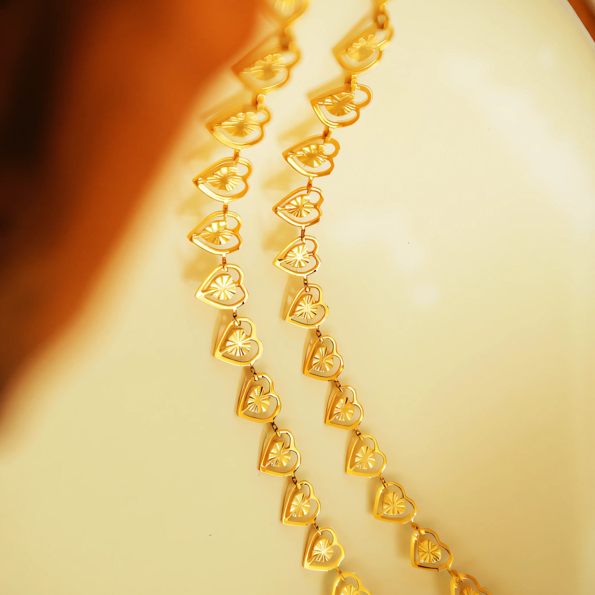Gold Heart Link Necklace 3