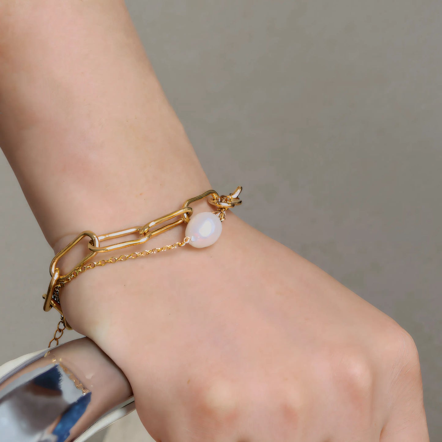 Layered-Gold-Chain-Bracelet-1