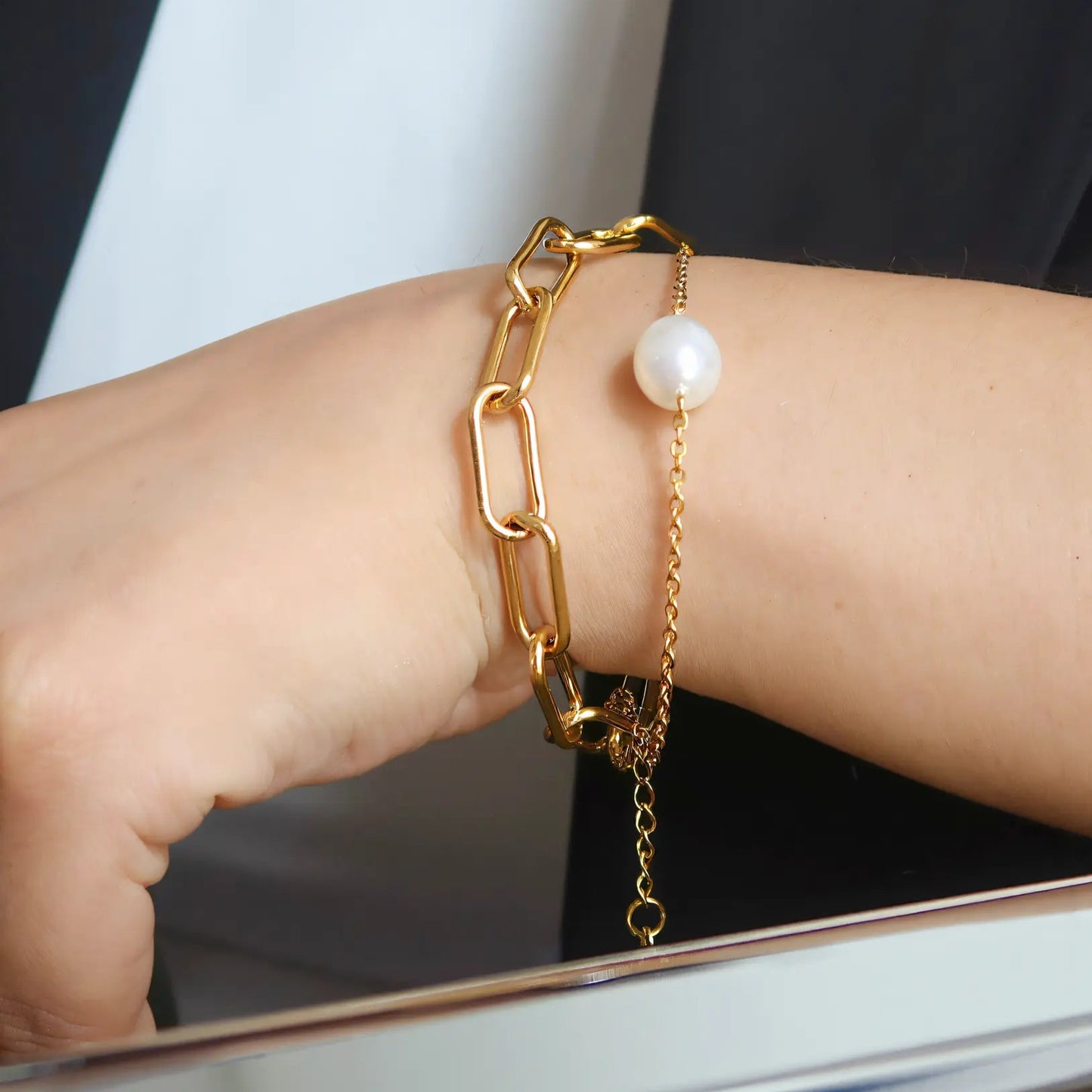 Layered-Gold-Chain-Bracelet-3